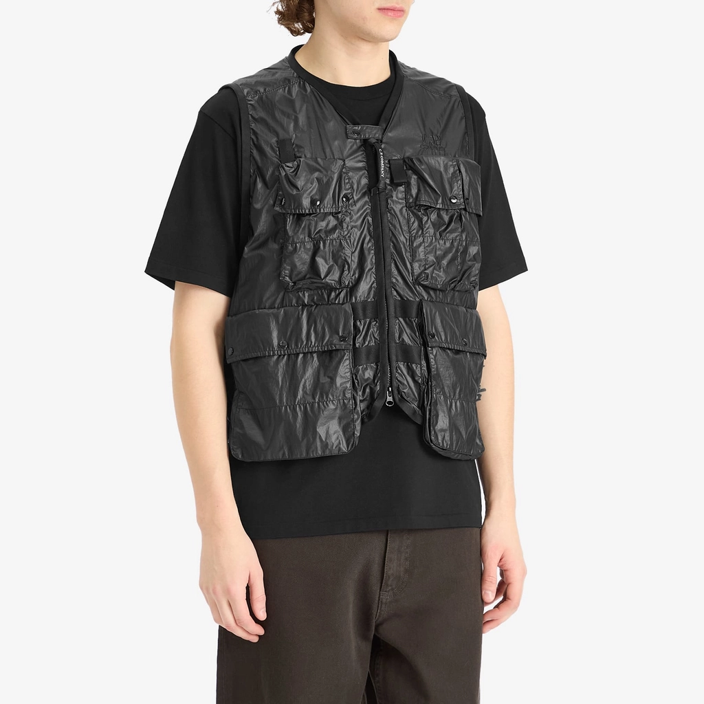 CP Company Men's CS II Multipocket Logo Vest Black